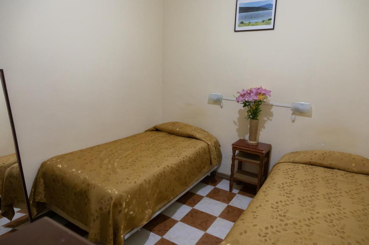 Julia Plaza Hotel Uyuni Bagian luar foto