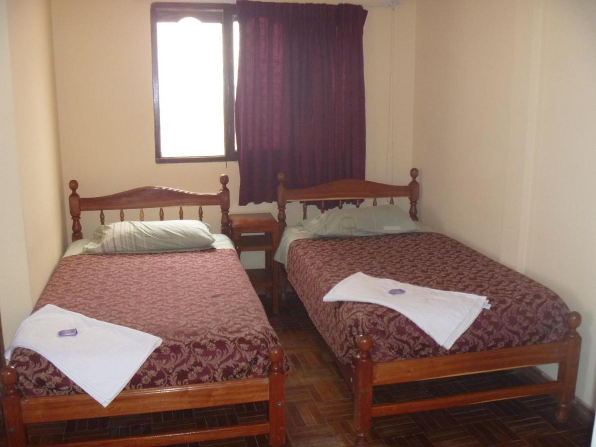Julia Plaza Hotel Uyuni Ruang foto