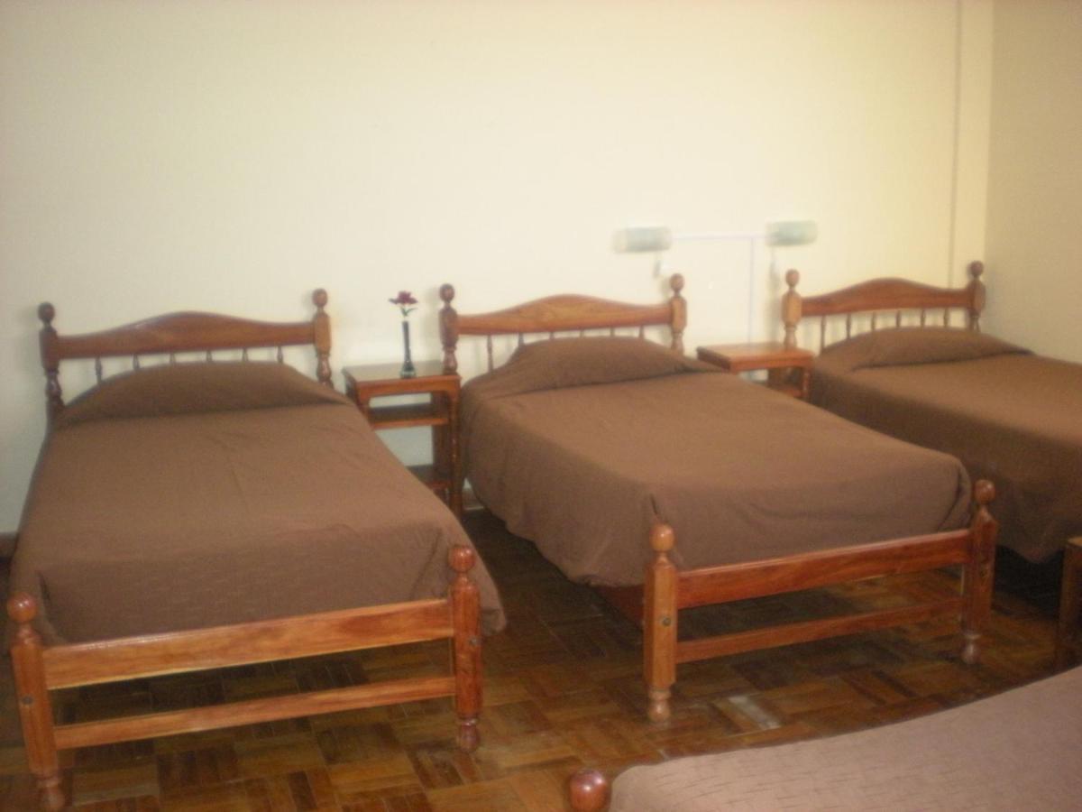 Julia Plaza Hotel Uyuni Ruang foto