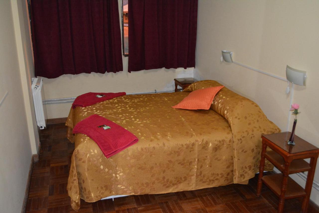 Julia Plaza Hotel Uyuni Ruang foto