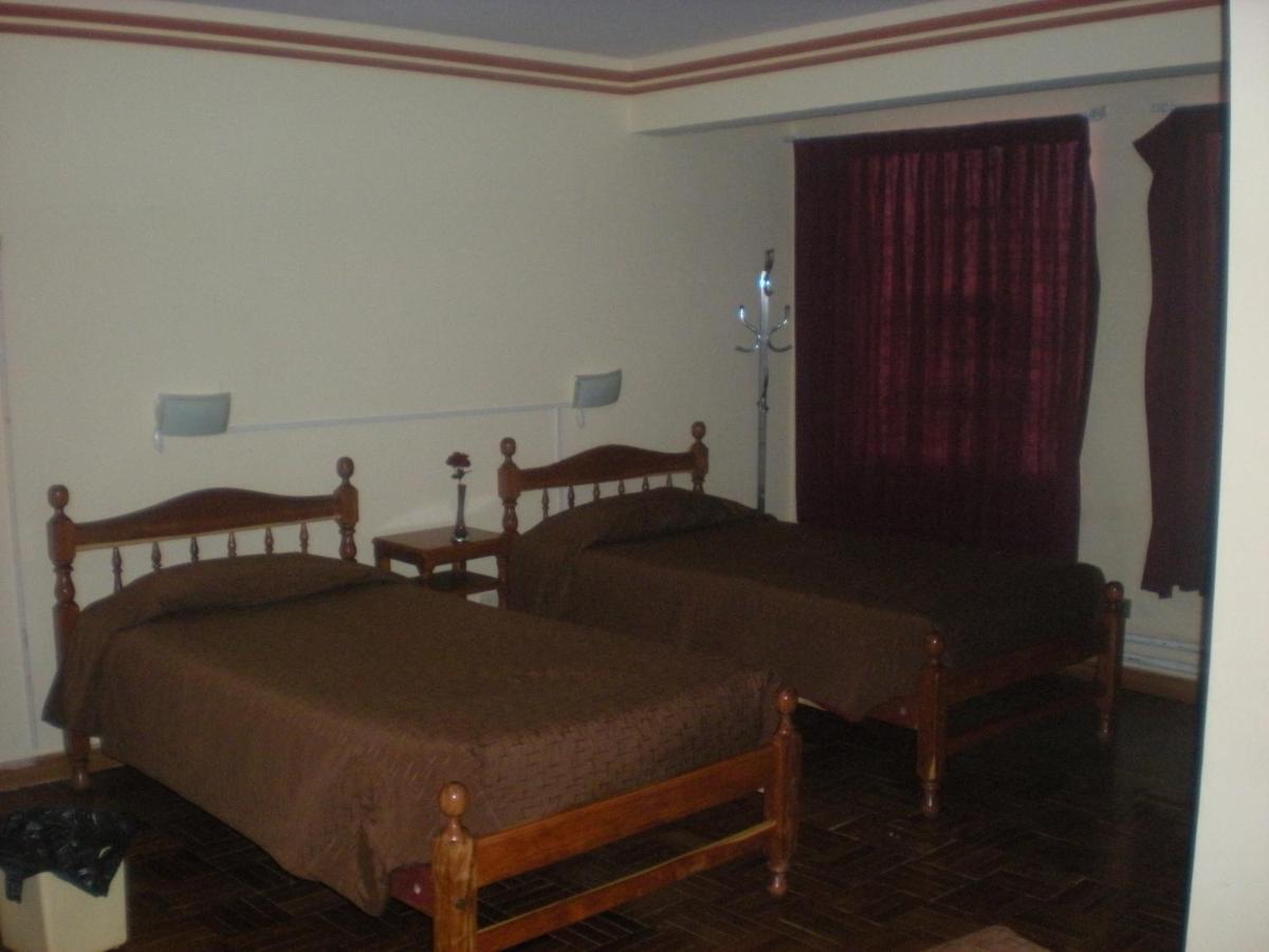Julia Plaza Hotel Uyuni Ruang foto